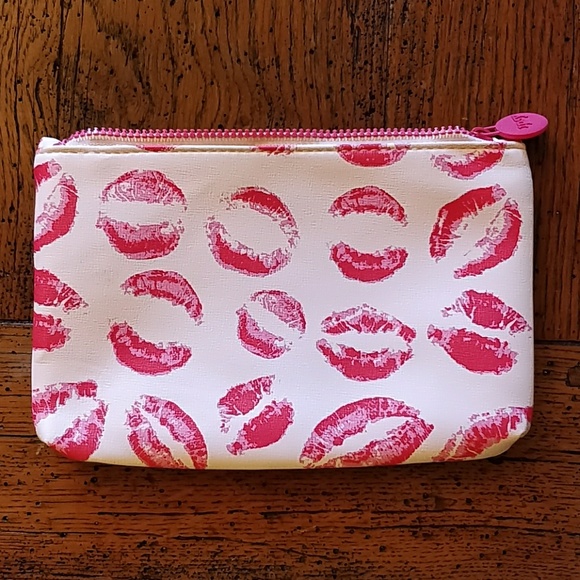 Makeup bundle - Picture 6 of 6